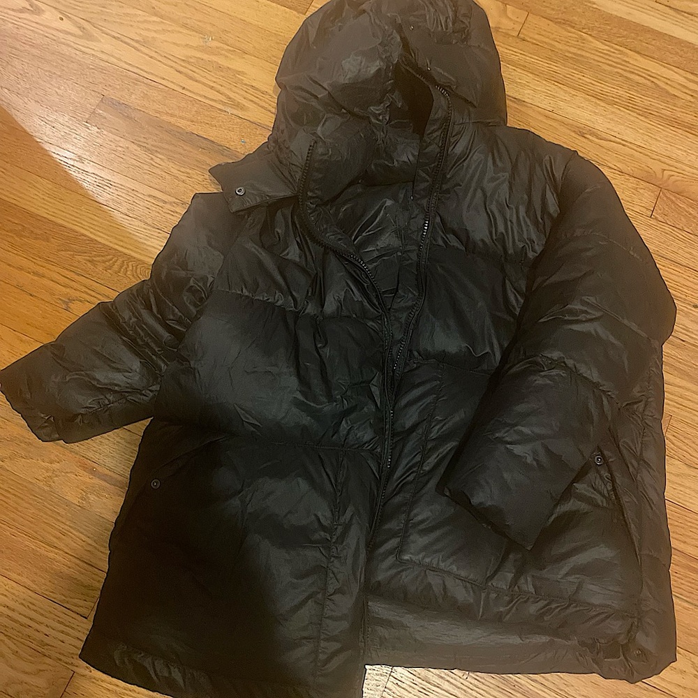 Gap Black XL puffer coat